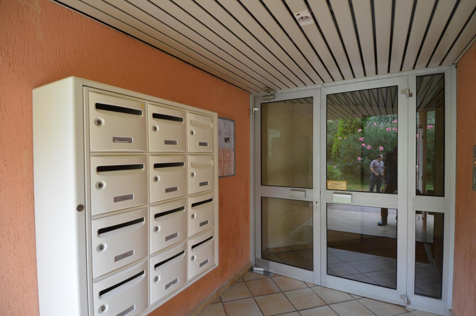 Plein Ciel - Appartement 5 Personnes Avec Piscine Sur La Corniche Fleurie A Nice Exterior photo